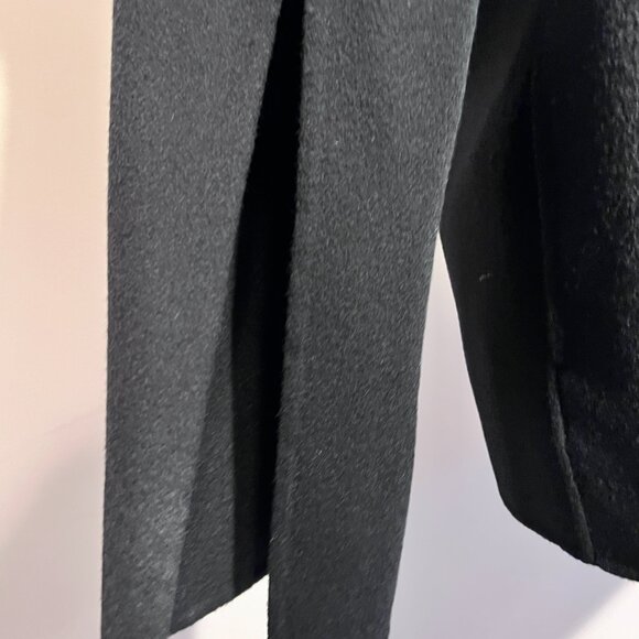 Alani the Grey Black Short Wool Cashmere feel Split Sleeves Coat NWOT Size Med - Picture 8 of 16